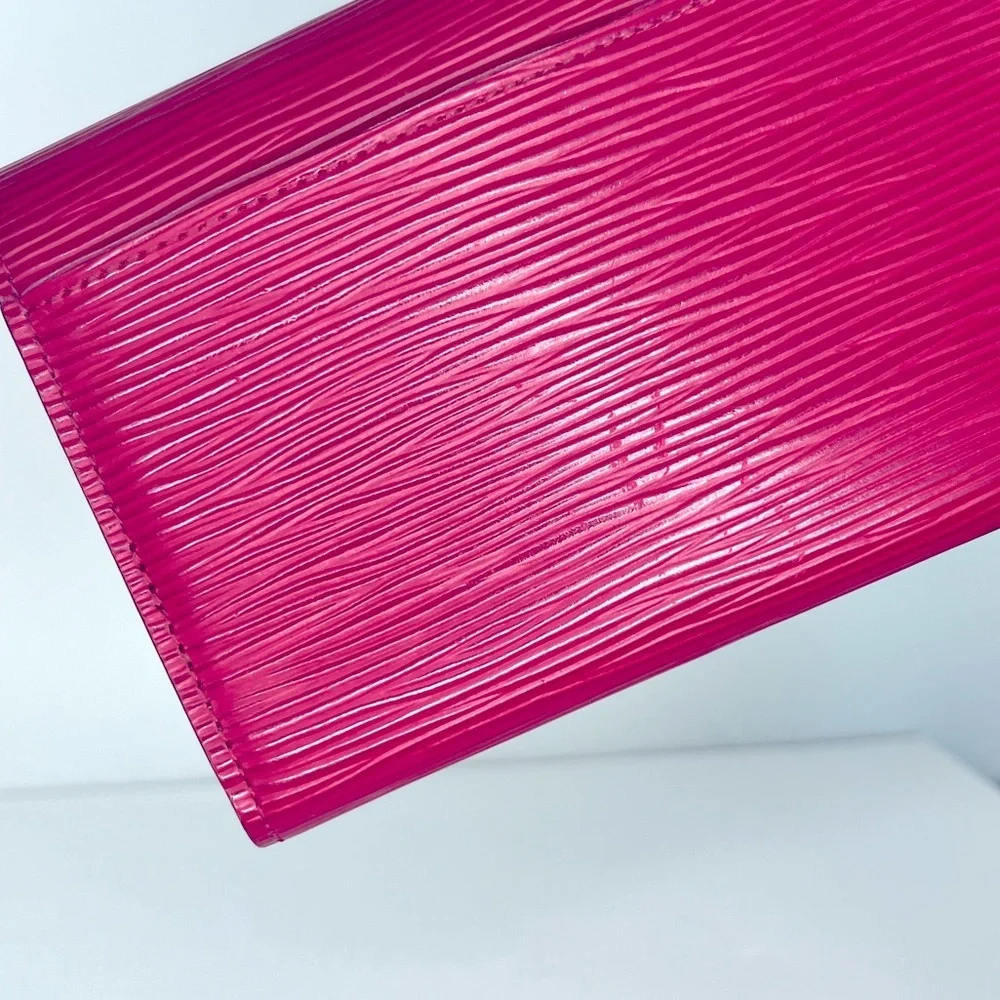 Louis Vuitton Epi Magenta Portefeuille Sarah Leather Snap Zip Wallet COA